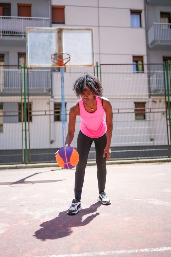 Mastering Pressure: Top Advanced Dribbling Drills for UK Basketball Players to Enhance Ball Control